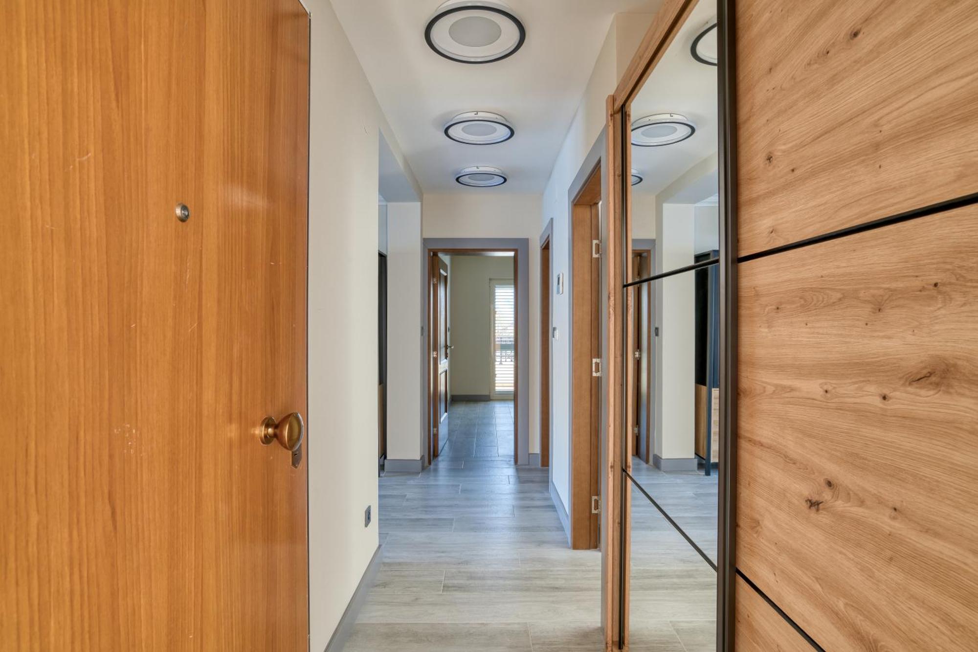 Luxurious 3-Bedroom Apartment By Mn Property Котор Екстериор снимка